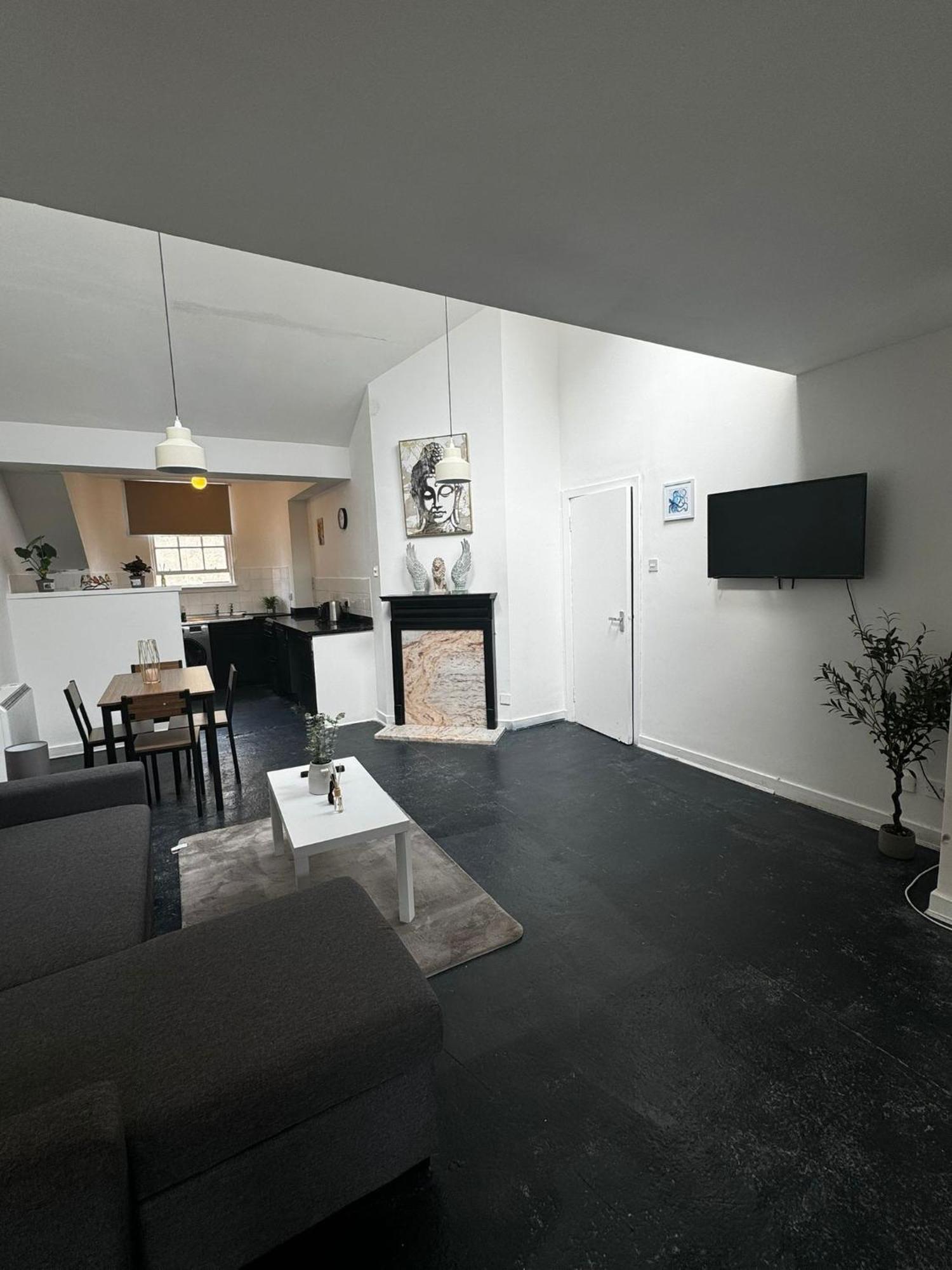 شقة Victoria Street View Flat In Edinburgh Eb10 المظهر الخارجي الصورة